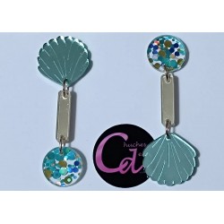 Pendientes conchas menta...